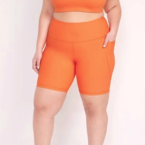 Old Navy High-Waisted PowerSoft Side Pockets Compression Biker Short 8’inseam 4X - Picture 3 of 11